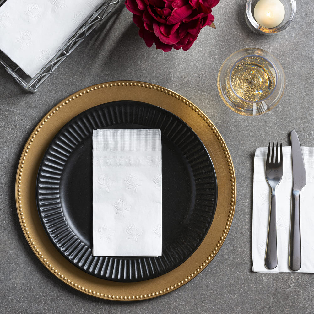 GUSTO 2-ply texture detail emphasizing stronger absorbent fibers