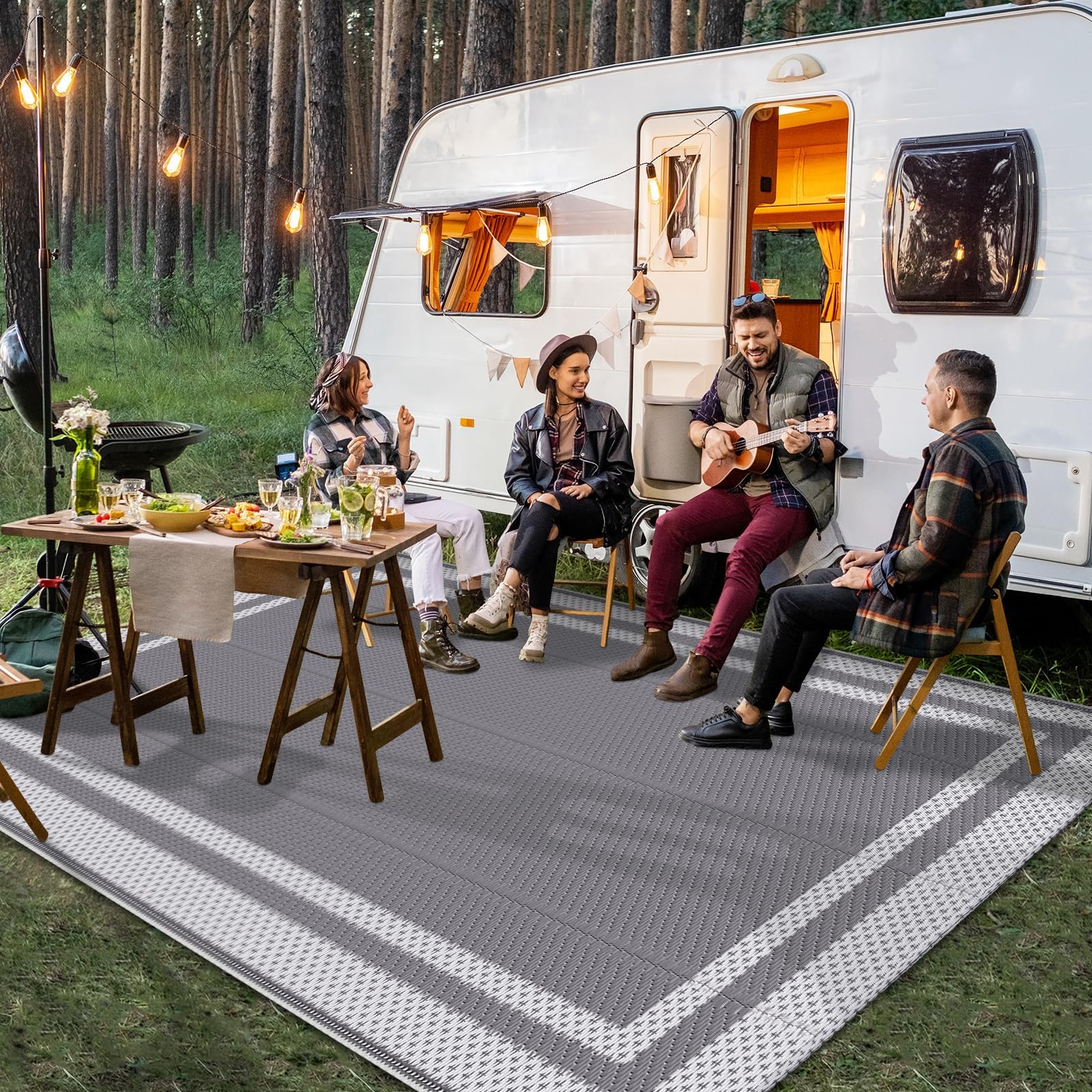 HappyTrends folded portable rug demonstrating compact foldability and travel convenience