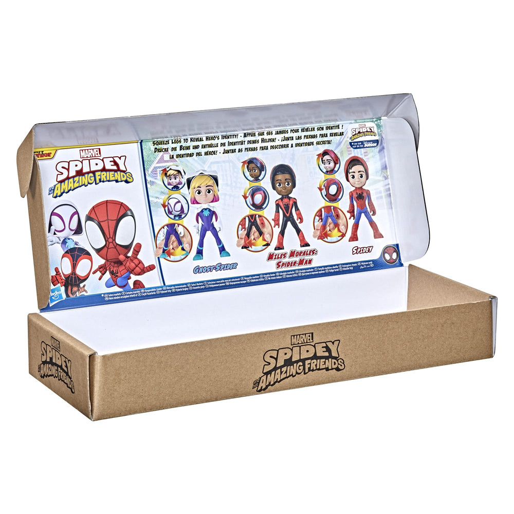 Hasbro three 4-inch figures lined up highlighting teamwork benefits