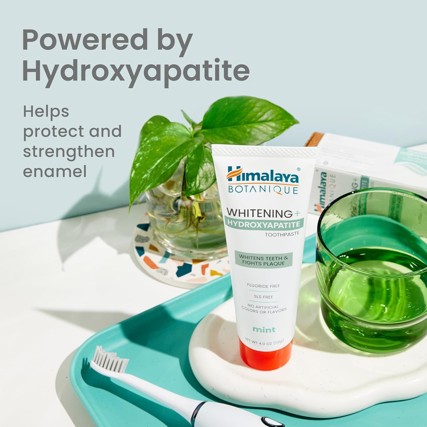 Himalaya label close-up highlighting nano hydroxyapatite and botanical ingredients for enamel support