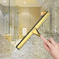 HIWARE ergonomic handle detail for comfortable grip and reduced wrist fatigue