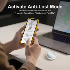 HomLxcIar mounted on suitcase latch illustrating travel-ready tracking protection