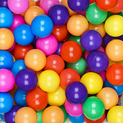 Hovenlay close-up of ball texture highlighting durable, crush-resistant design