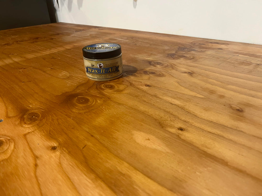 HOWARD 9 fl oz jar next to common objects for scale and coverage