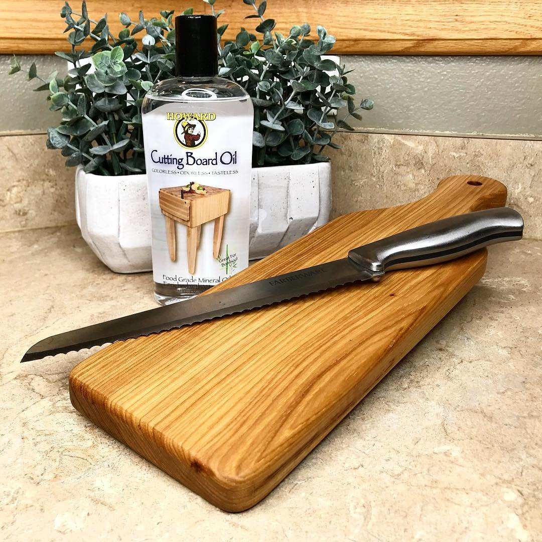 HOWARD treated wooden bowl with renewed color and protection