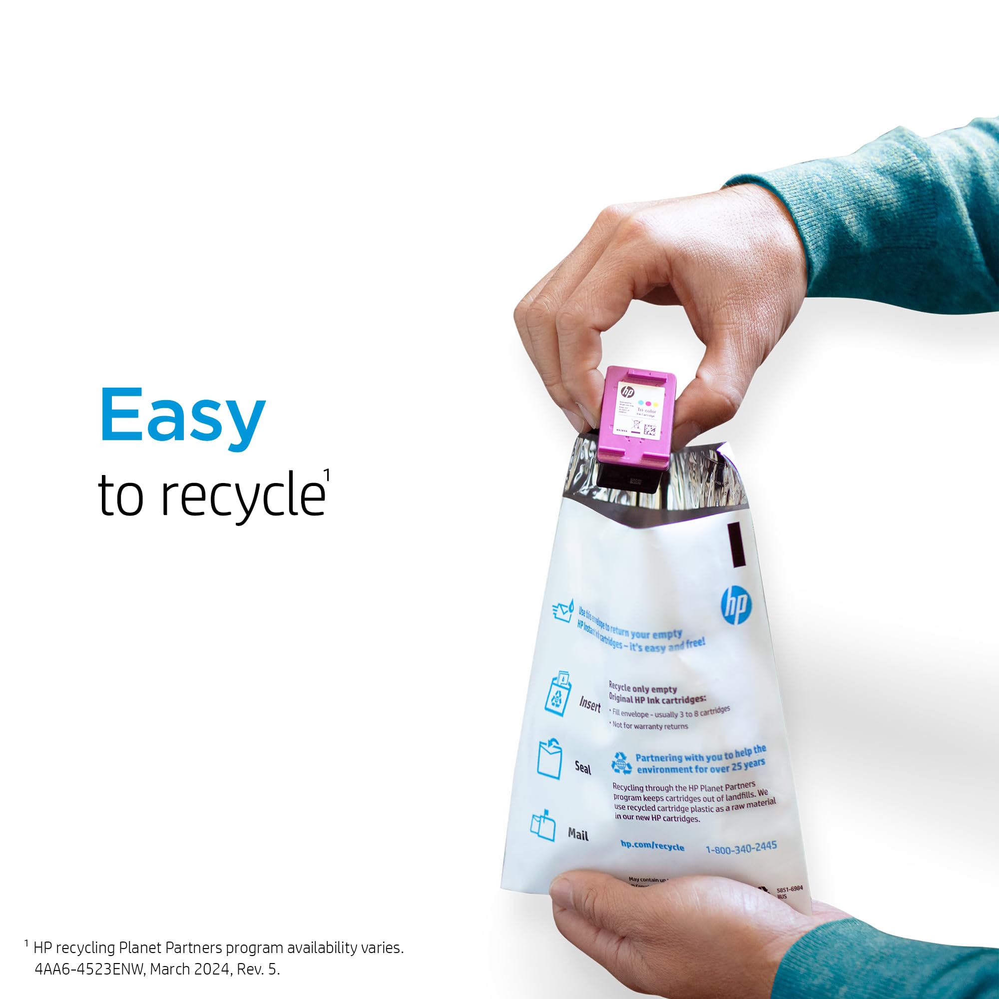 HP 936 cyan packaging showing recycled materials benefit
