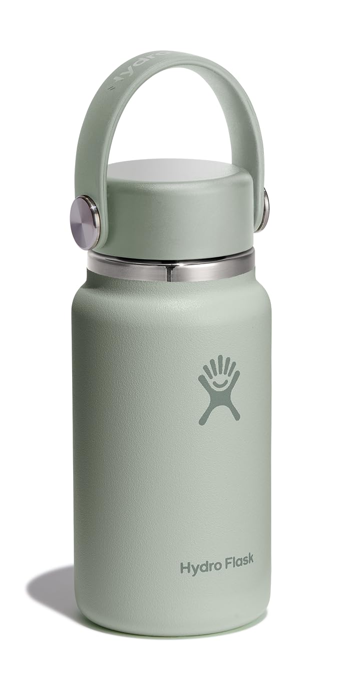 Hydro Flask cap and FlexClip detail highlighting secure seal and easy attachment