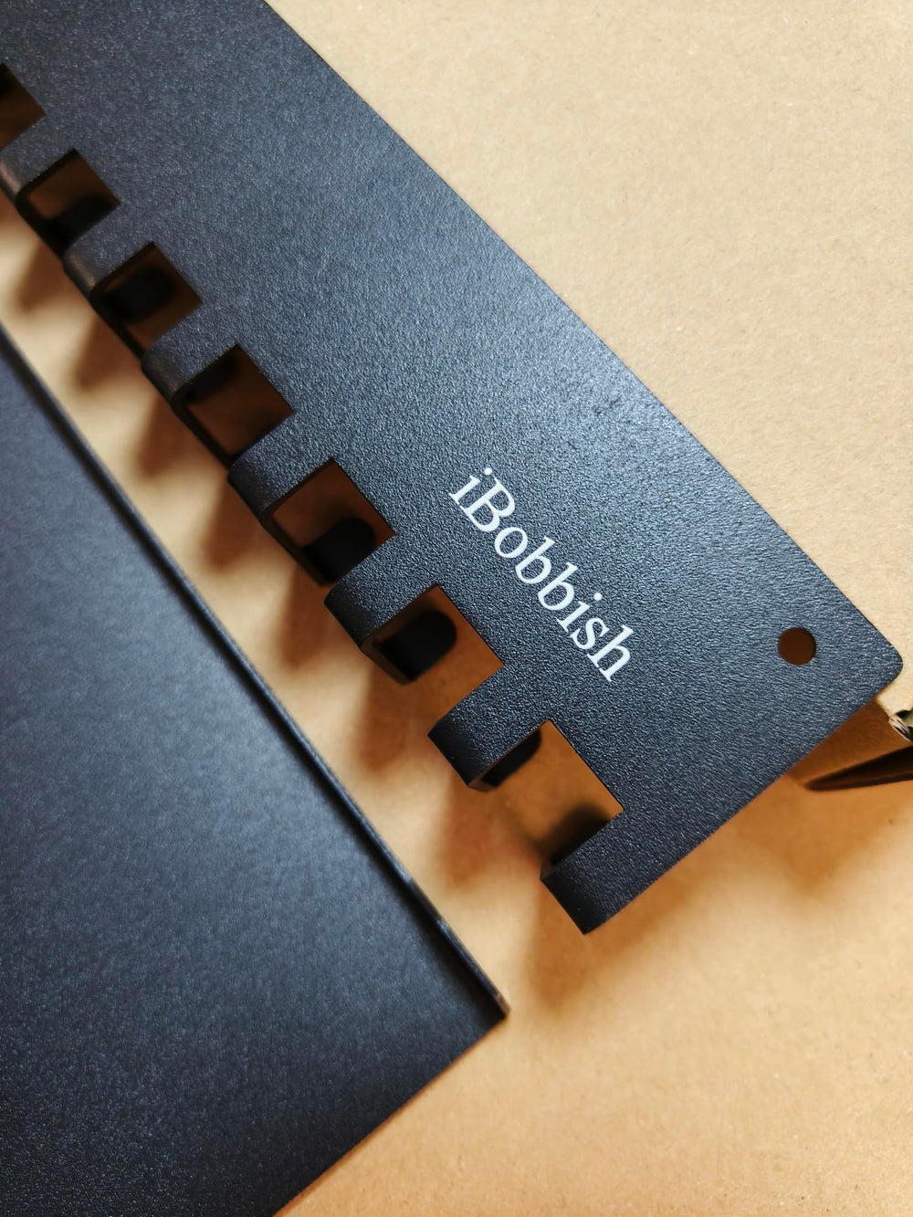 iBobbish side profile showing shelf depth and solid metal construction