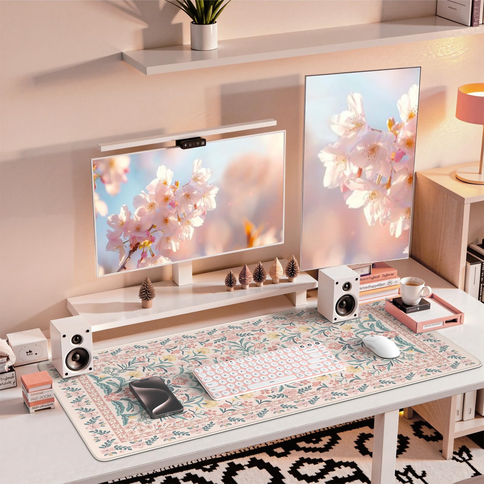 iCasso water-resistant surface with spilled drink beading for easy cleanup