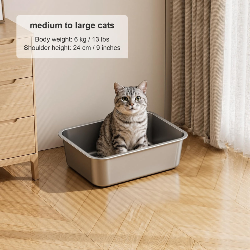 Idymere tray in multi-pet setup with rabbit and kitten highlighting versatile use
