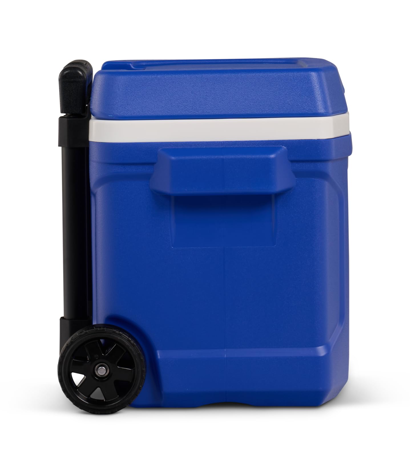 Igloo wheels and base designed for smooth rolling over outdoor surfaces