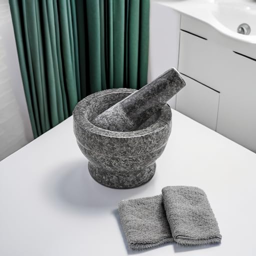 IMUSA pestle detail highlighting ergonomic grip for comfortable control