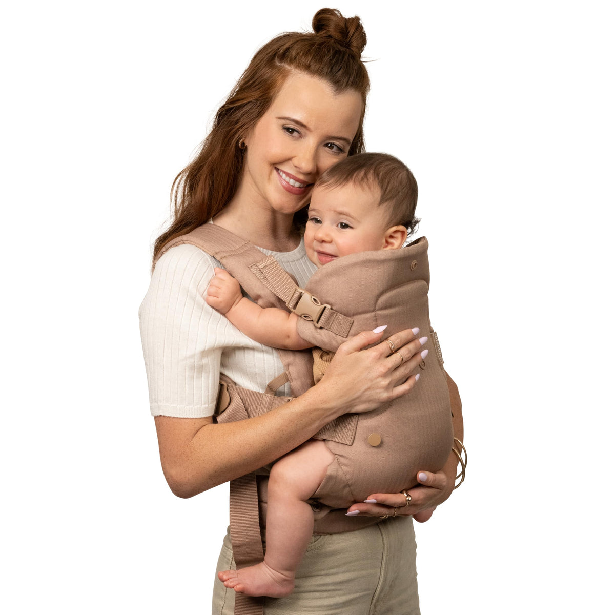 Infantino carrier front view showing secure fit and ergonomic support