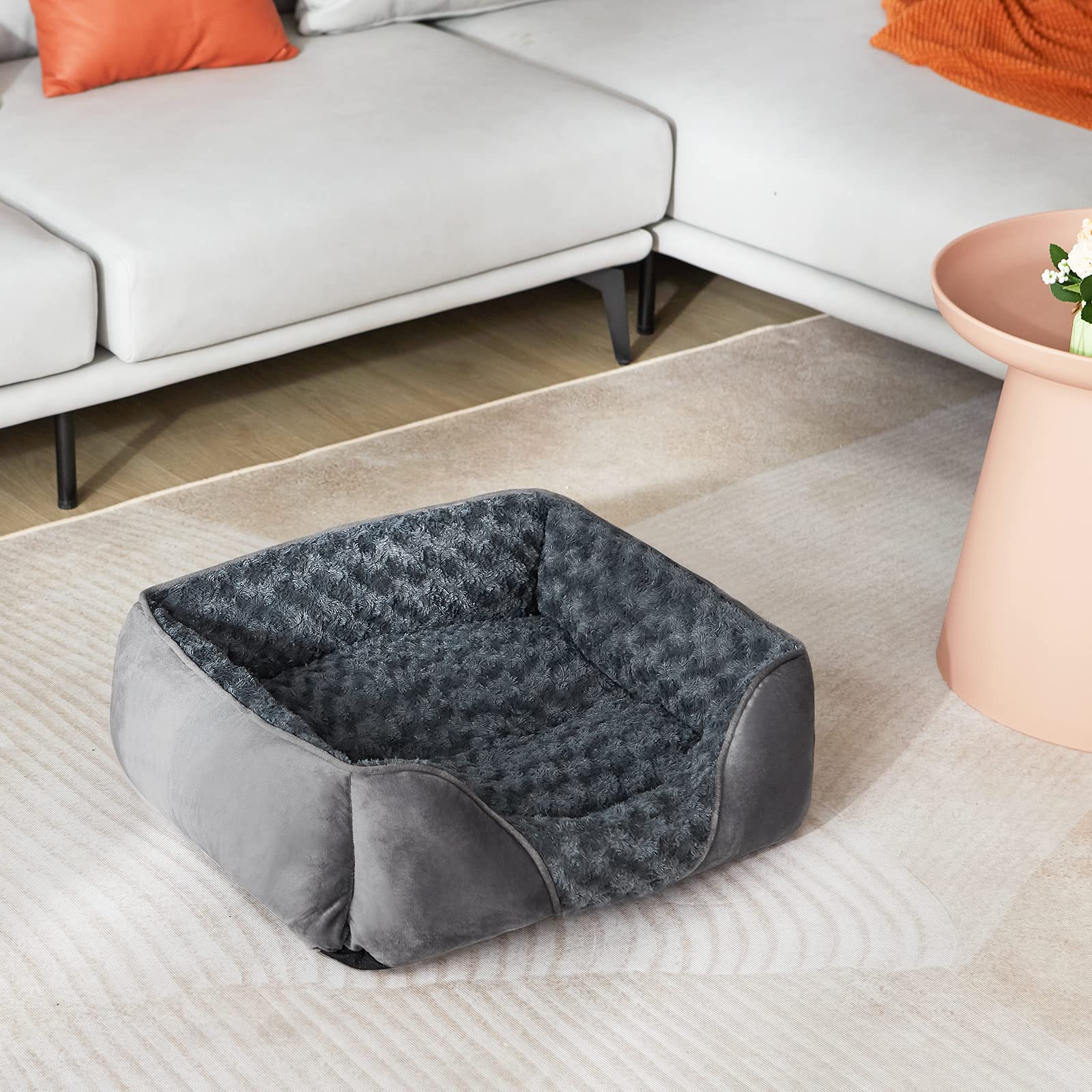 INVENHO in-room lifestyle bed placed on hardwood for decor match