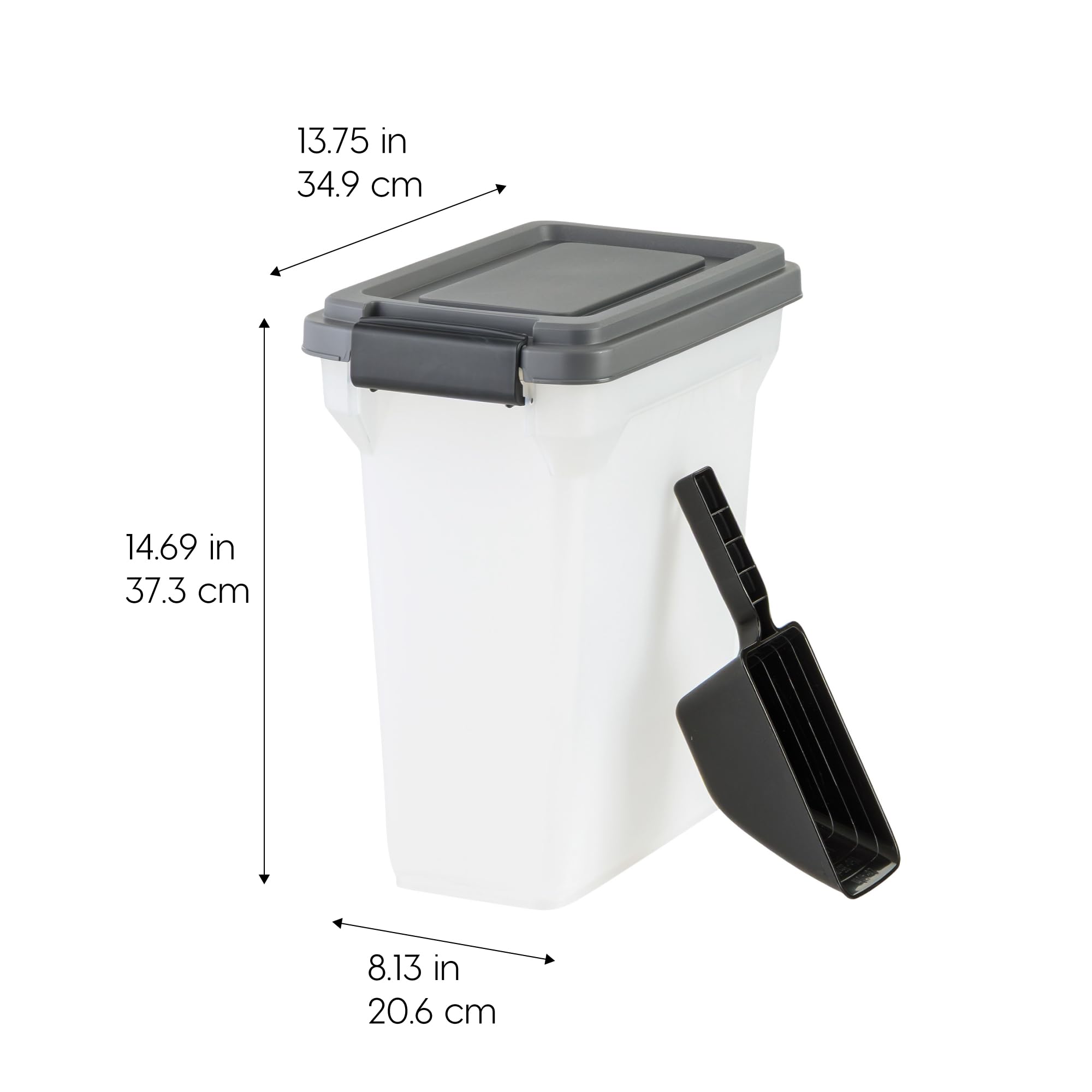 IRIS USA close-up of silicone lid seal and snap-lock latch ensuring airtight freshness benefit