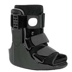 Jewlri front view of boot showing rigid shell and protective coverage