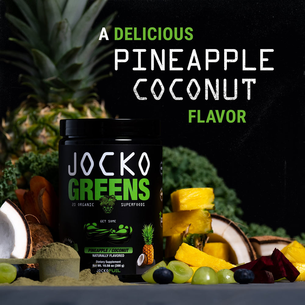 Jocko Fuel scoop in hand illustrating serving size and easy portioning benefit