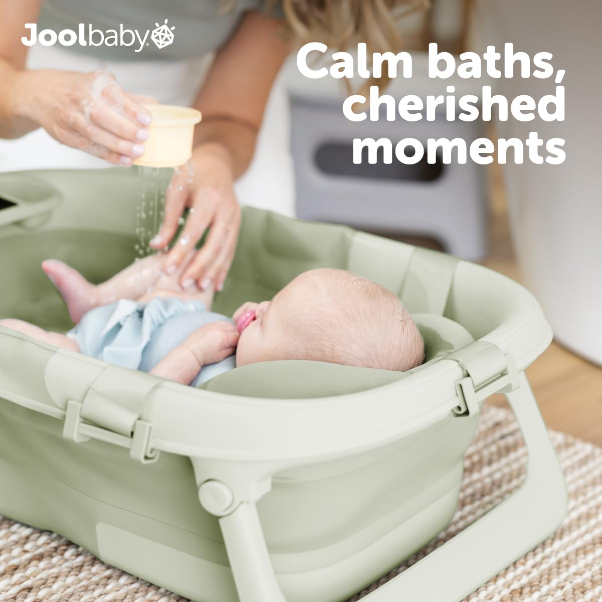 Jool Baby removable tray holding toiletries for quick access and faster bath routines