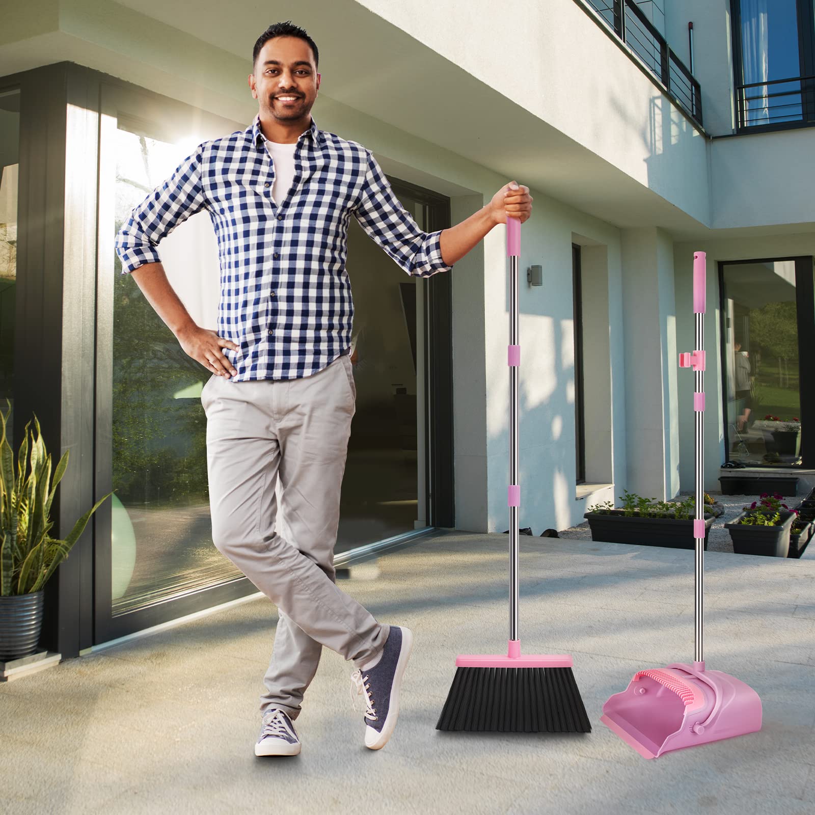 kelamayi lifestyle shot in pink kitchen highlighting neat, quick cleanups