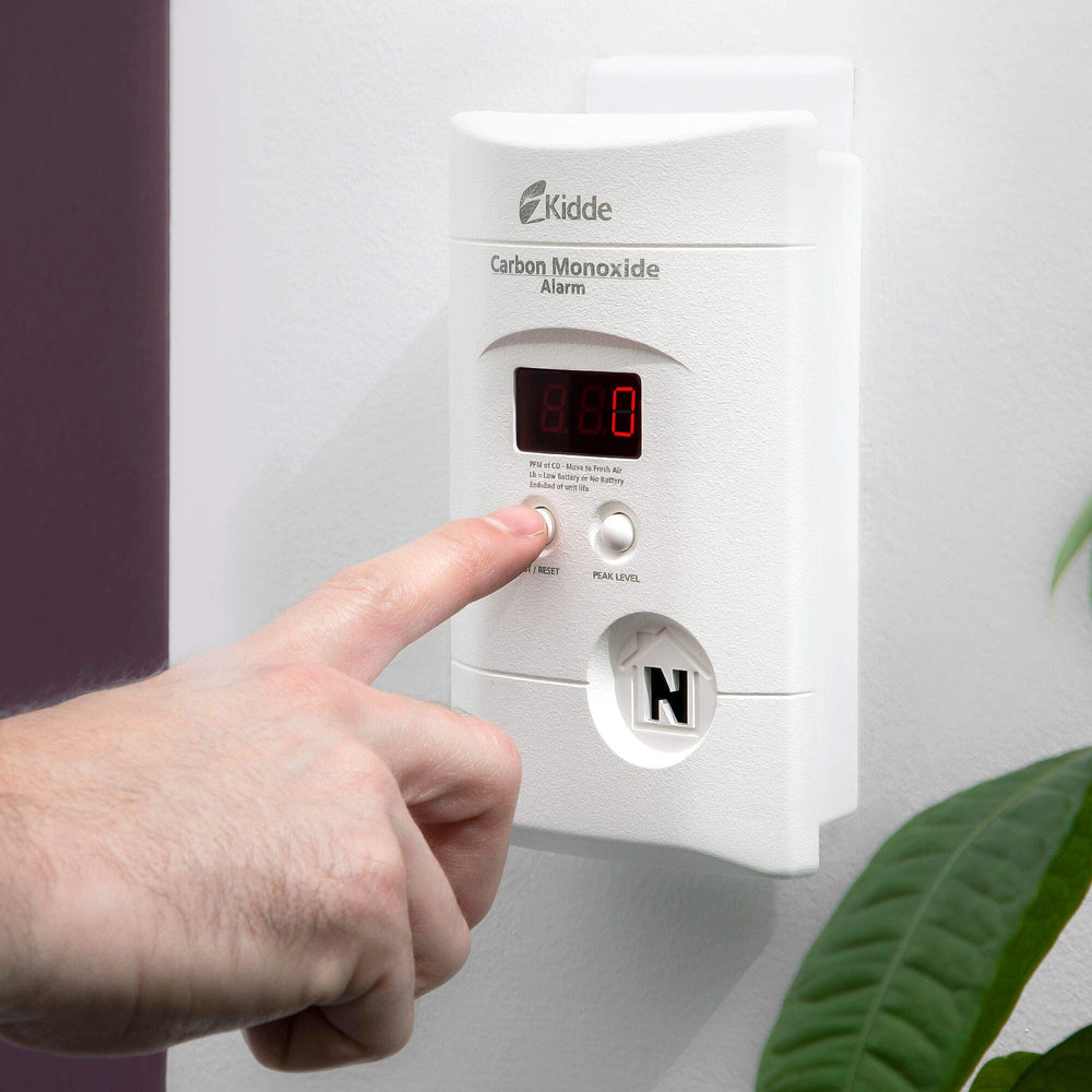 Kidde LED indicators and smart-hush button for easy status checks and silence