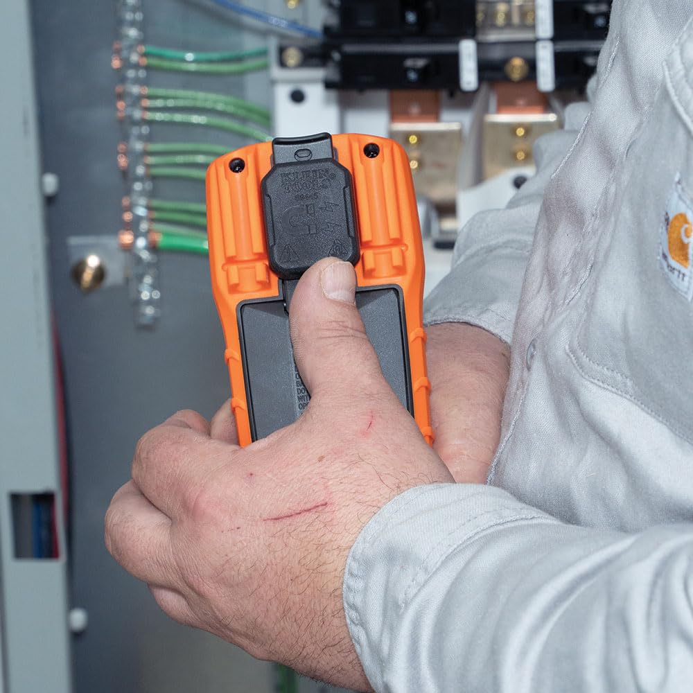 Klein Tools MM420 testing outlet voltage to verify circuit presence safely
