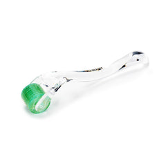 Koi Beauty close-up of 200 titanium microneedles highlighting precision and durability