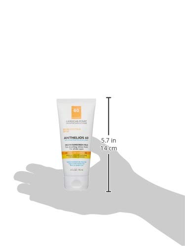 La Roche-Posay water resistance demo showing durability through activity