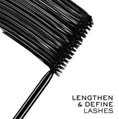Lancôme Définicils wand brush close-up showing slim bristles for precise lash separation benefit
