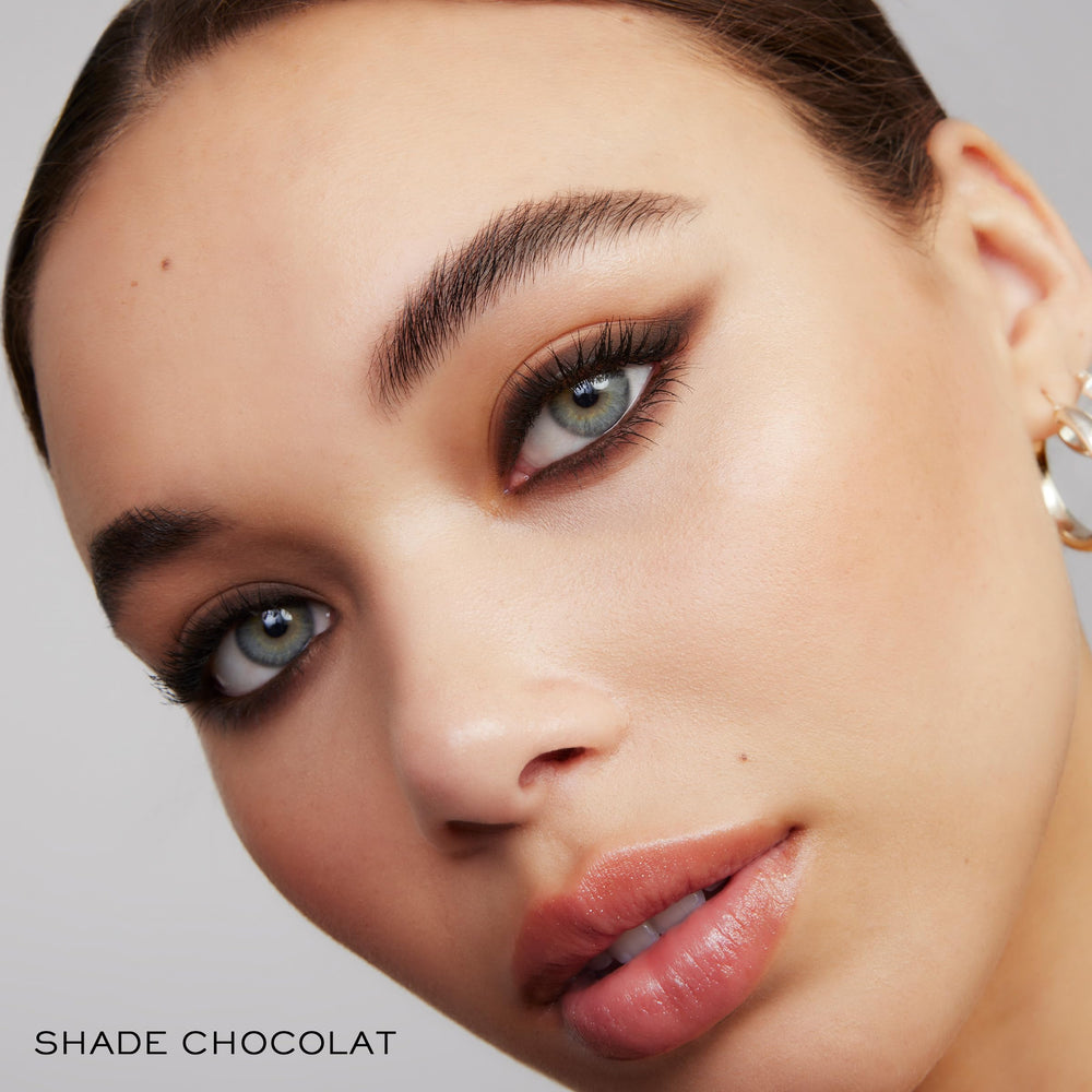 Lancôme in an evening look showing warm bronze enhancing eye definition