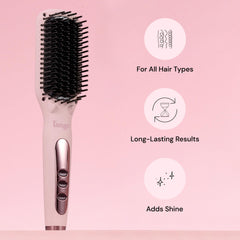 L'ANGE HAIR Le Vite held in hand to show compact size and comfortable grip benefit