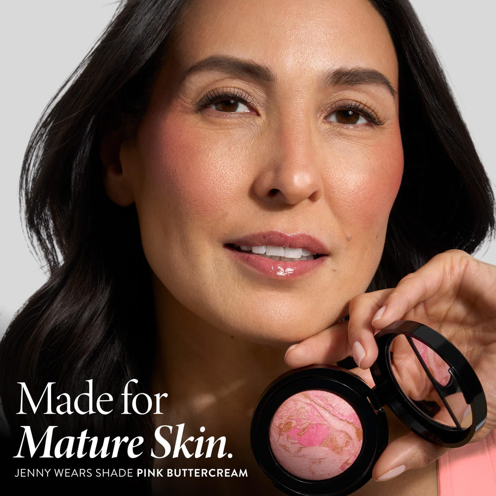 LAURA GELLER open pan showing marbleized baked blush texture and even payoff