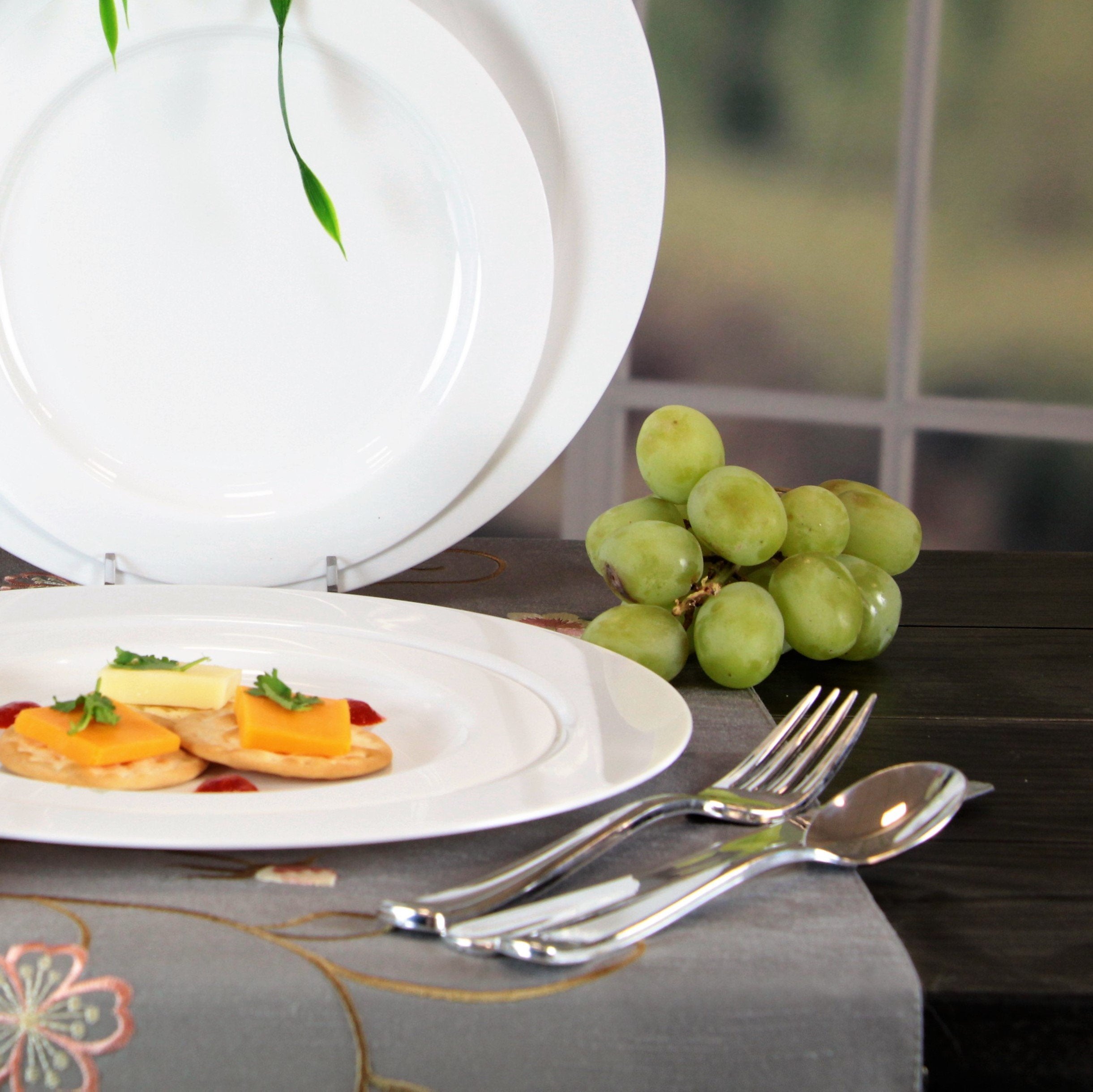 Lillian Tablesettings lifestyle place setting at event conveying upscale look