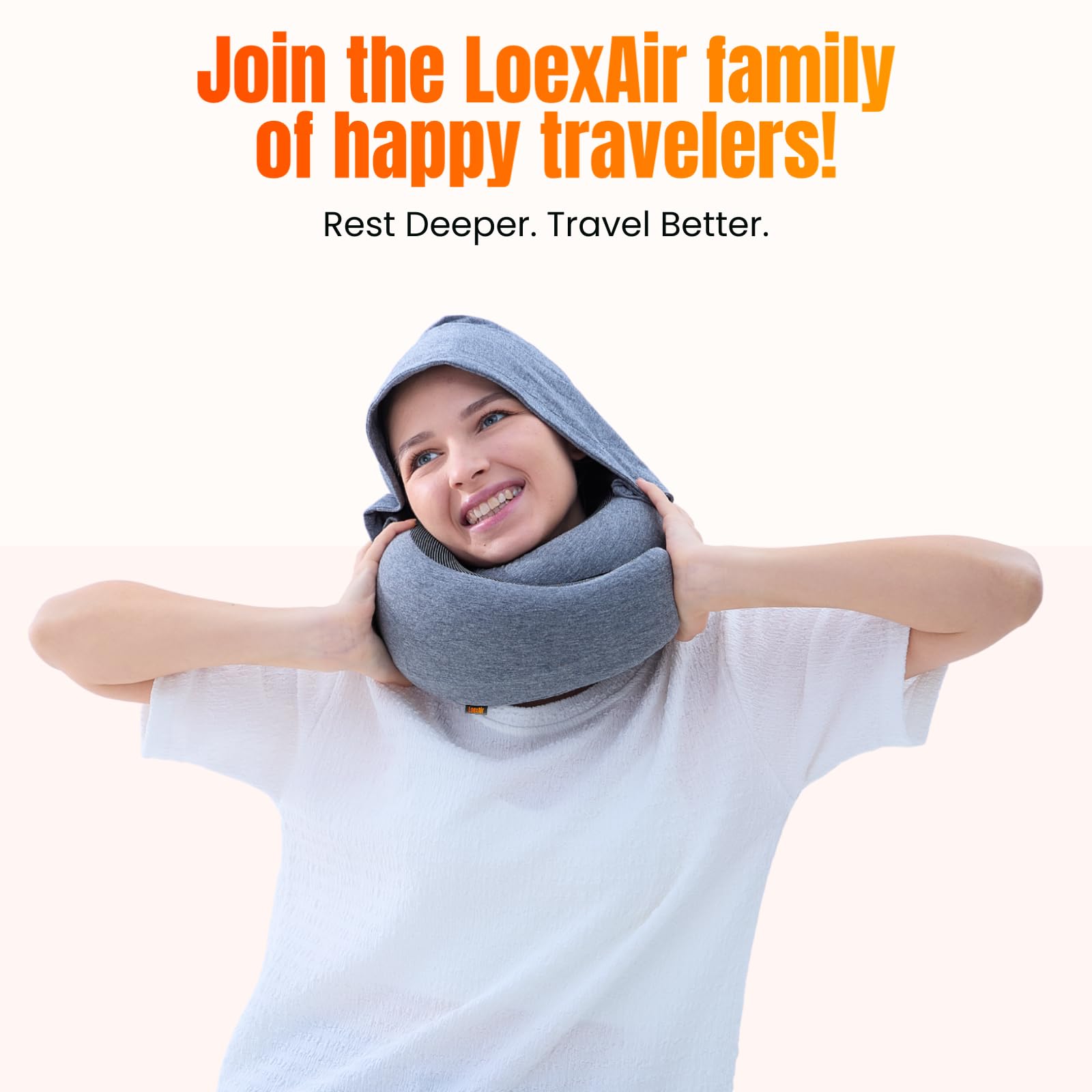 LOEXAIR in airport lounge illustrating privacy and relaxed travel benefit