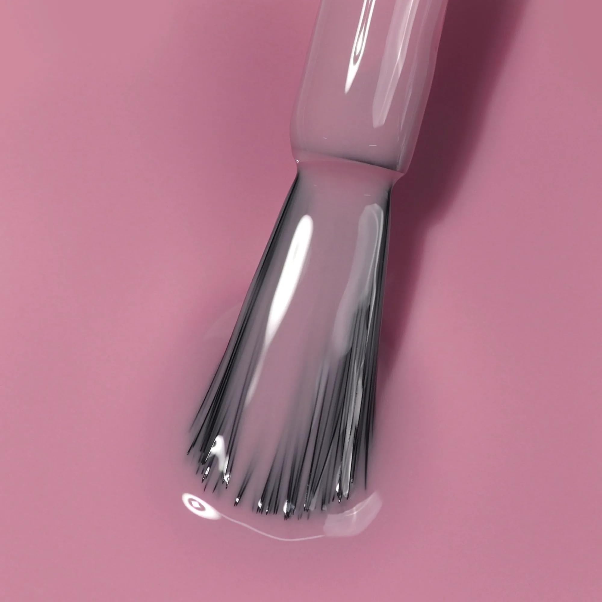 LONDONTOWN shade comparison demonstrating buildable coverage and versatility
