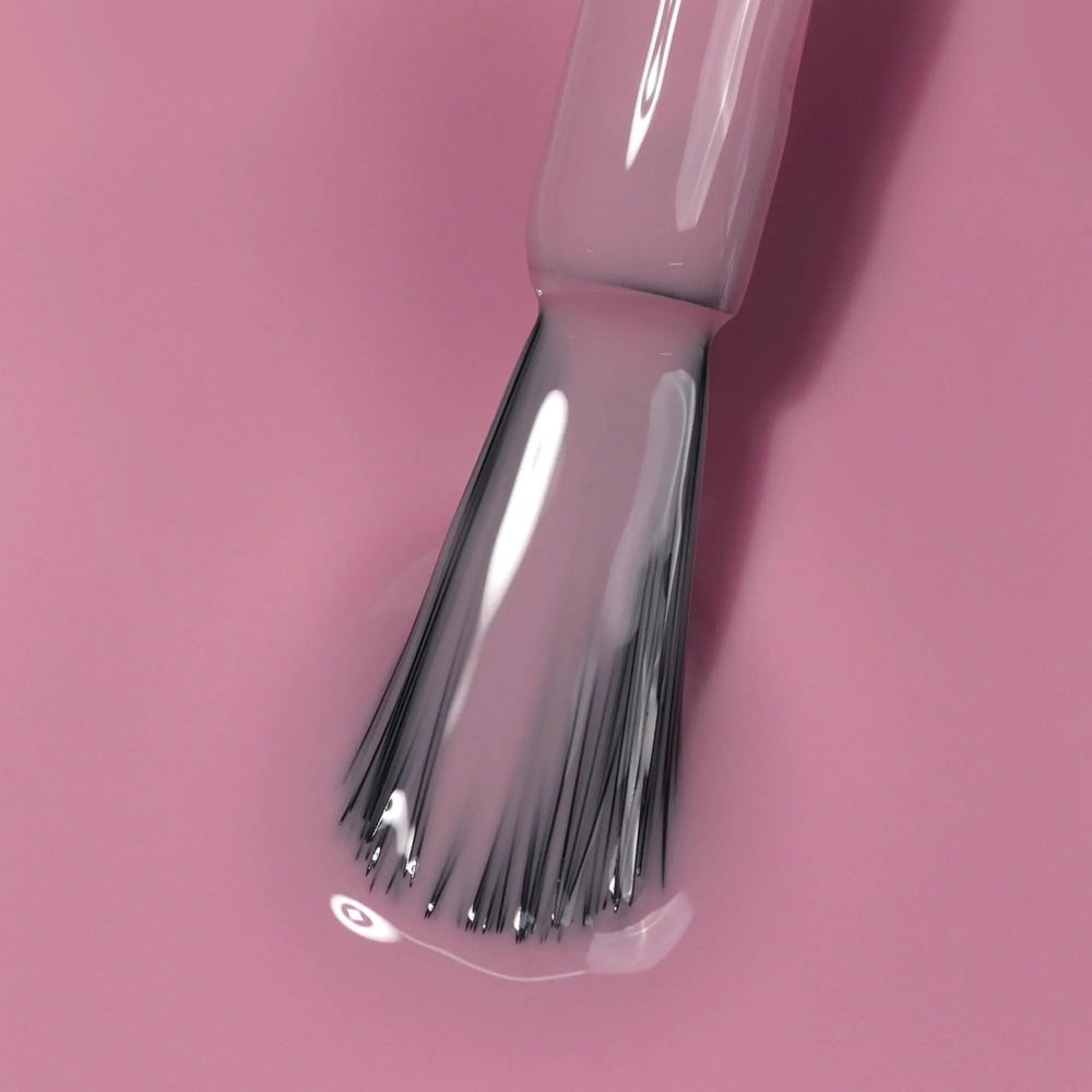 LONDONTOWN shade comparison demonstrating buildable coverage and versatility