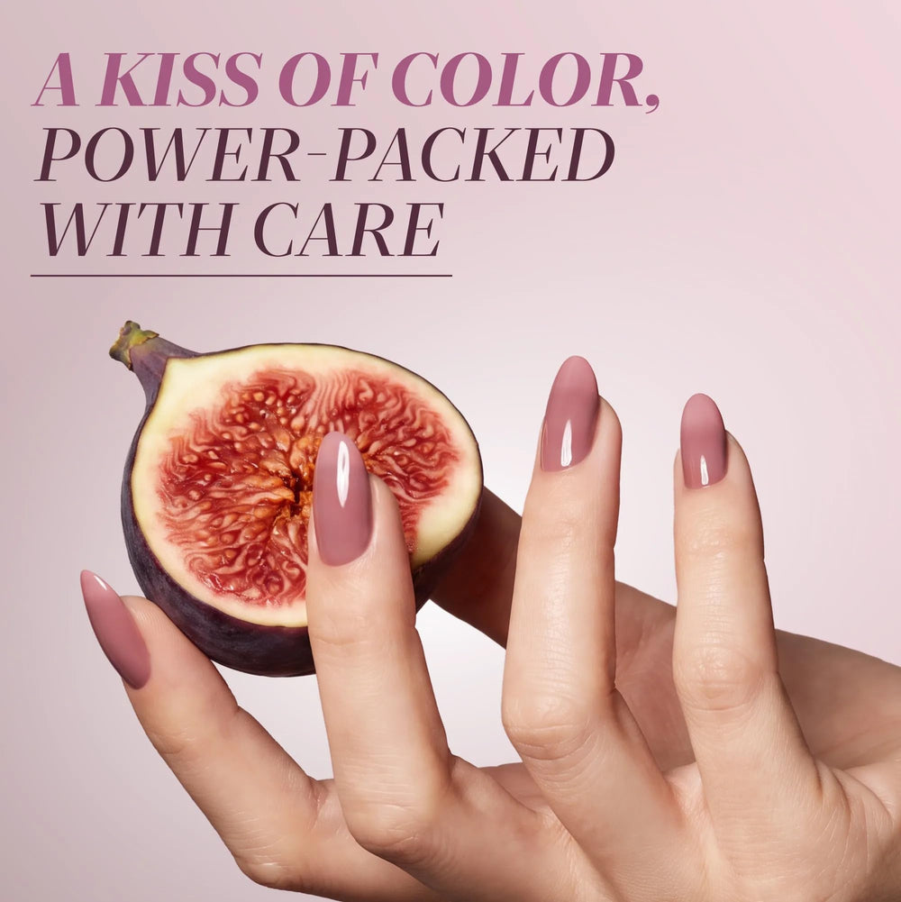 LONDONTOWN single nail closeup highlighting even coverage and perfected surface