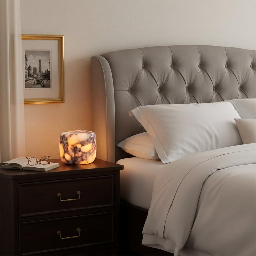Marmor lamp displaying three brightness levels for customizable lighting