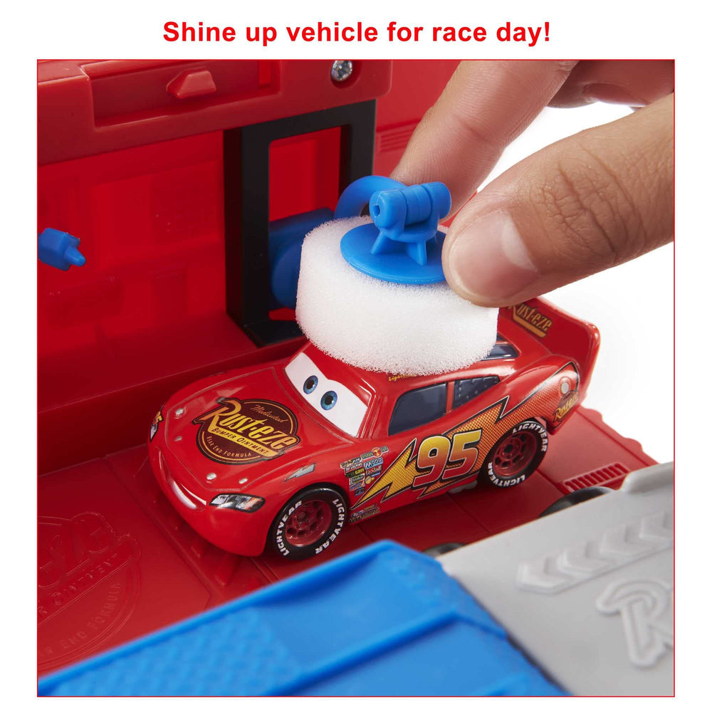 Mattel transforming Mack open trailer overview revealing play areas