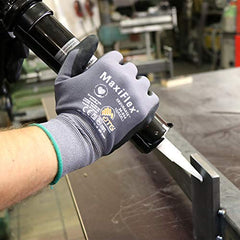 MaxiFlex fingertip detail showing rounded knitted tips for improved sensitivity