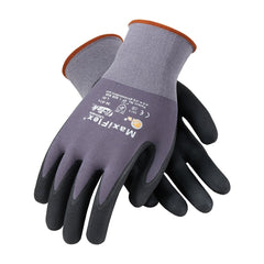 MaxiFlex front packaging showing pack of twelve and XL size, professional-ready