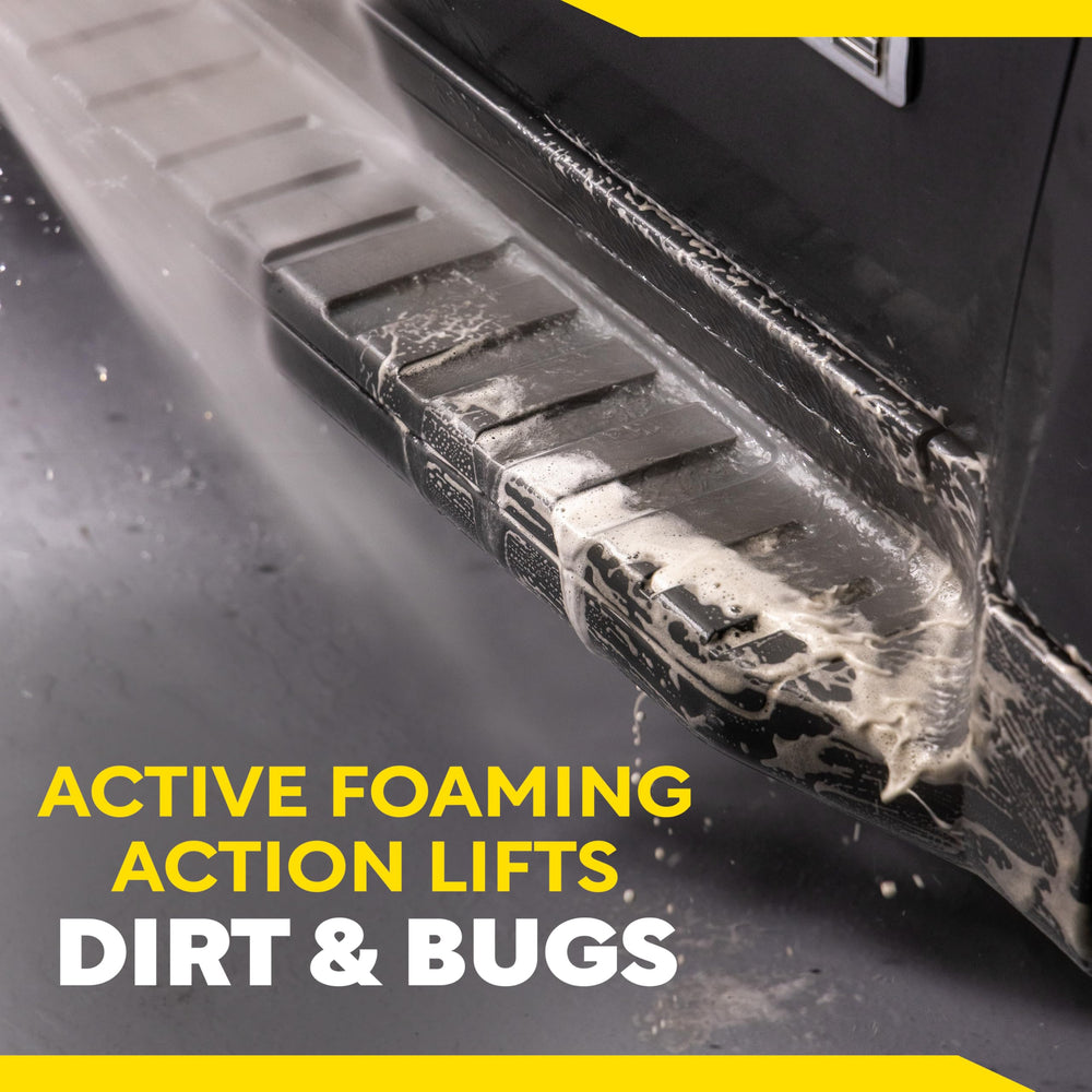 Meguiar's D101 being mixed in a bucket illustrating correct dilution ratios