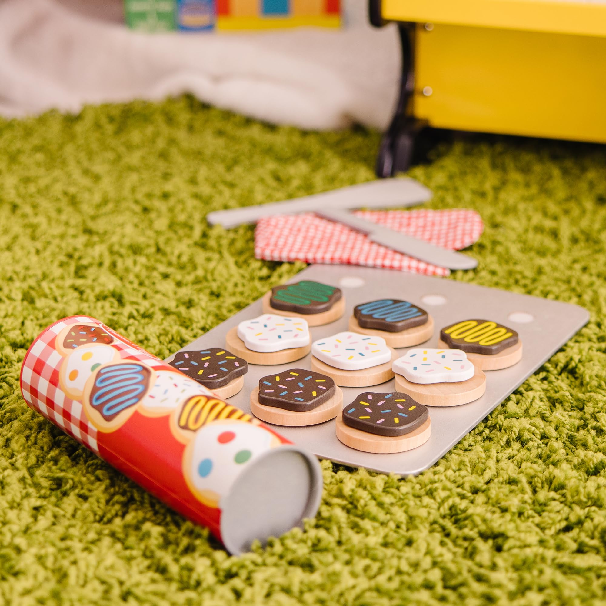 Melissa & Doug two kids serving cookies to show cooperative role play benefits