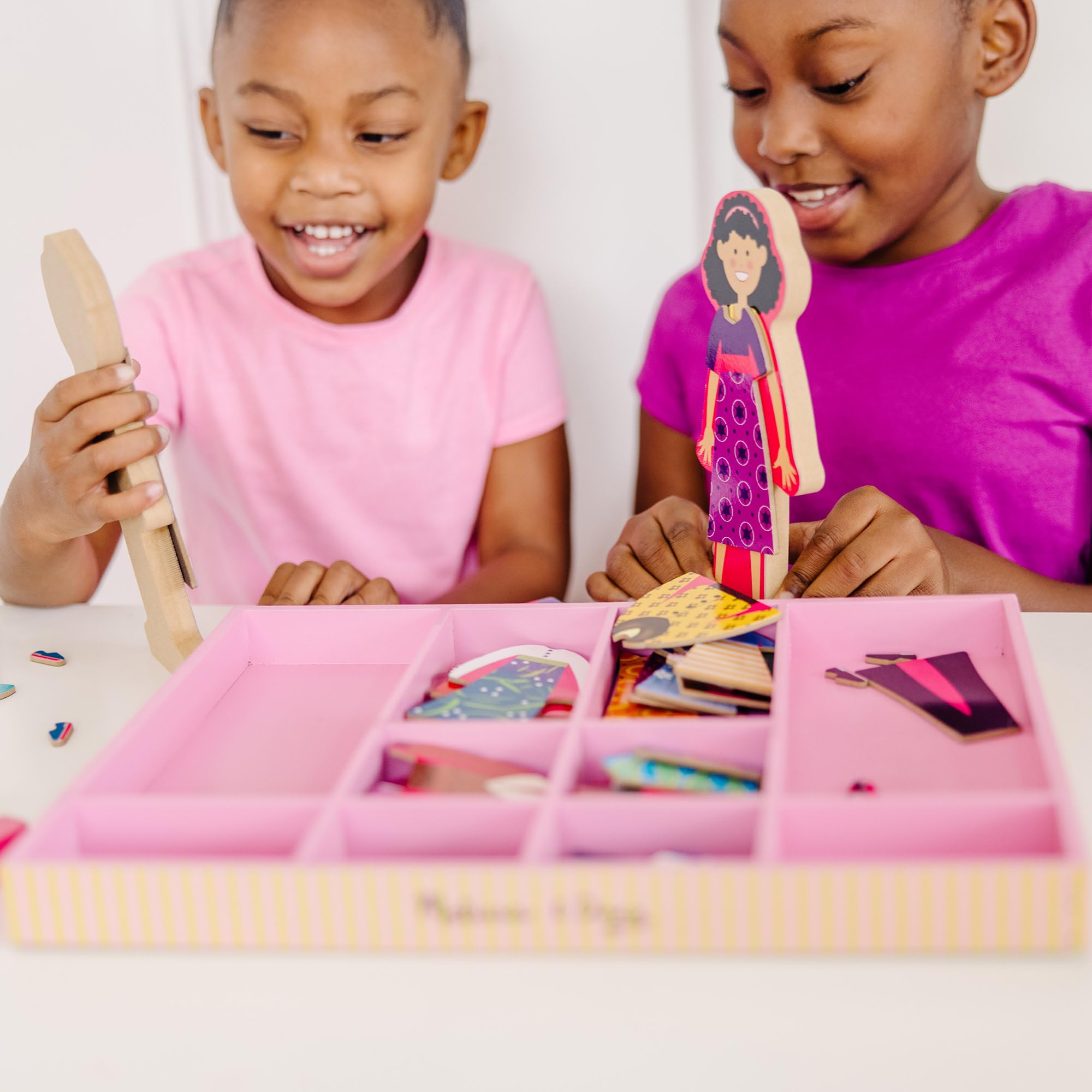 Melissa & Doug organized wooden storage tray keeping all magnetic pieces tidy
