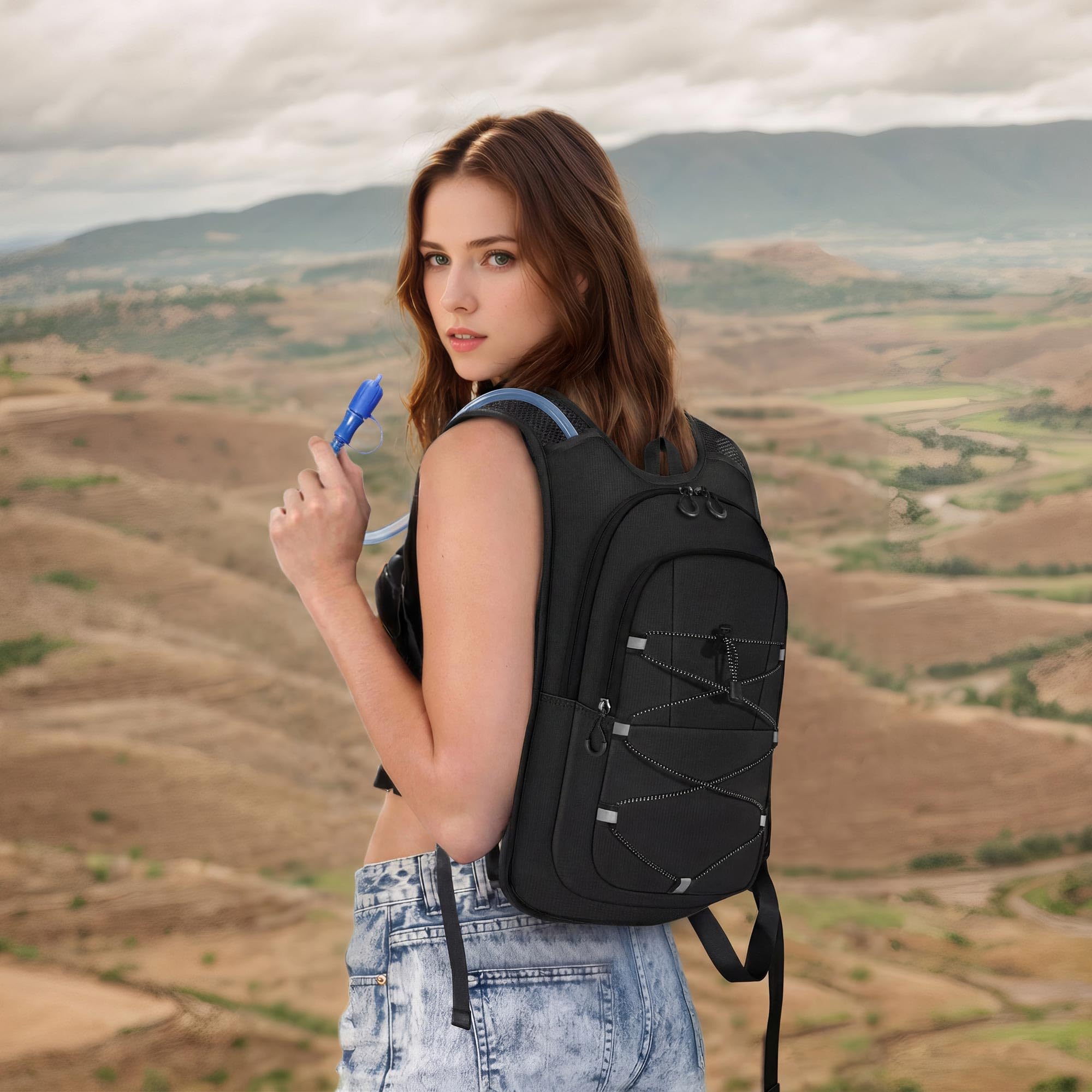MIYCOO shoulder strap pockets holding a phone for quick access while moving