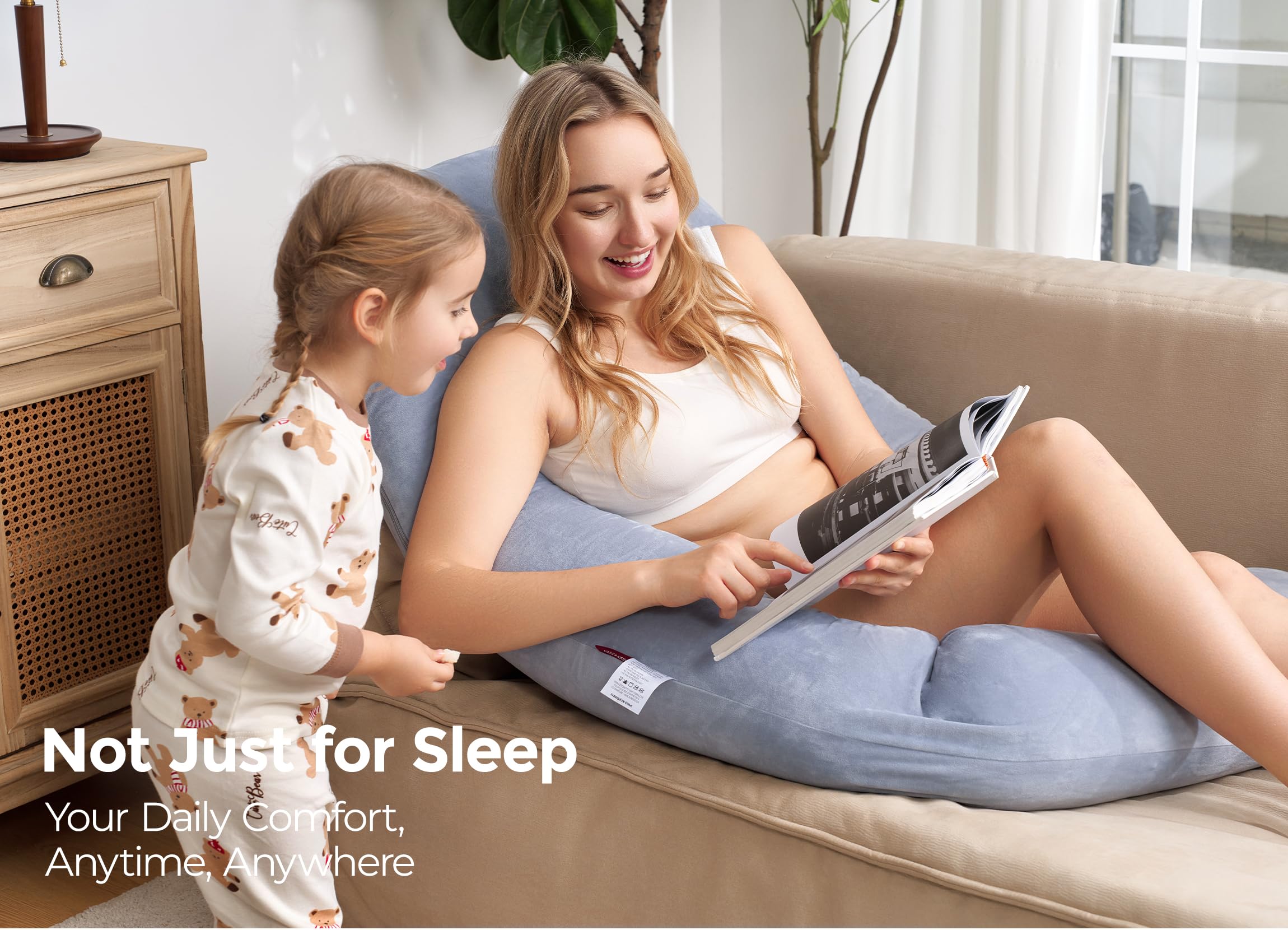 Momcozy pillow removable cover zipper detail enabling easy machine washing