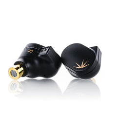 Close-up of Moondrop CHU II alloy texture highlighting durable finish and premium look