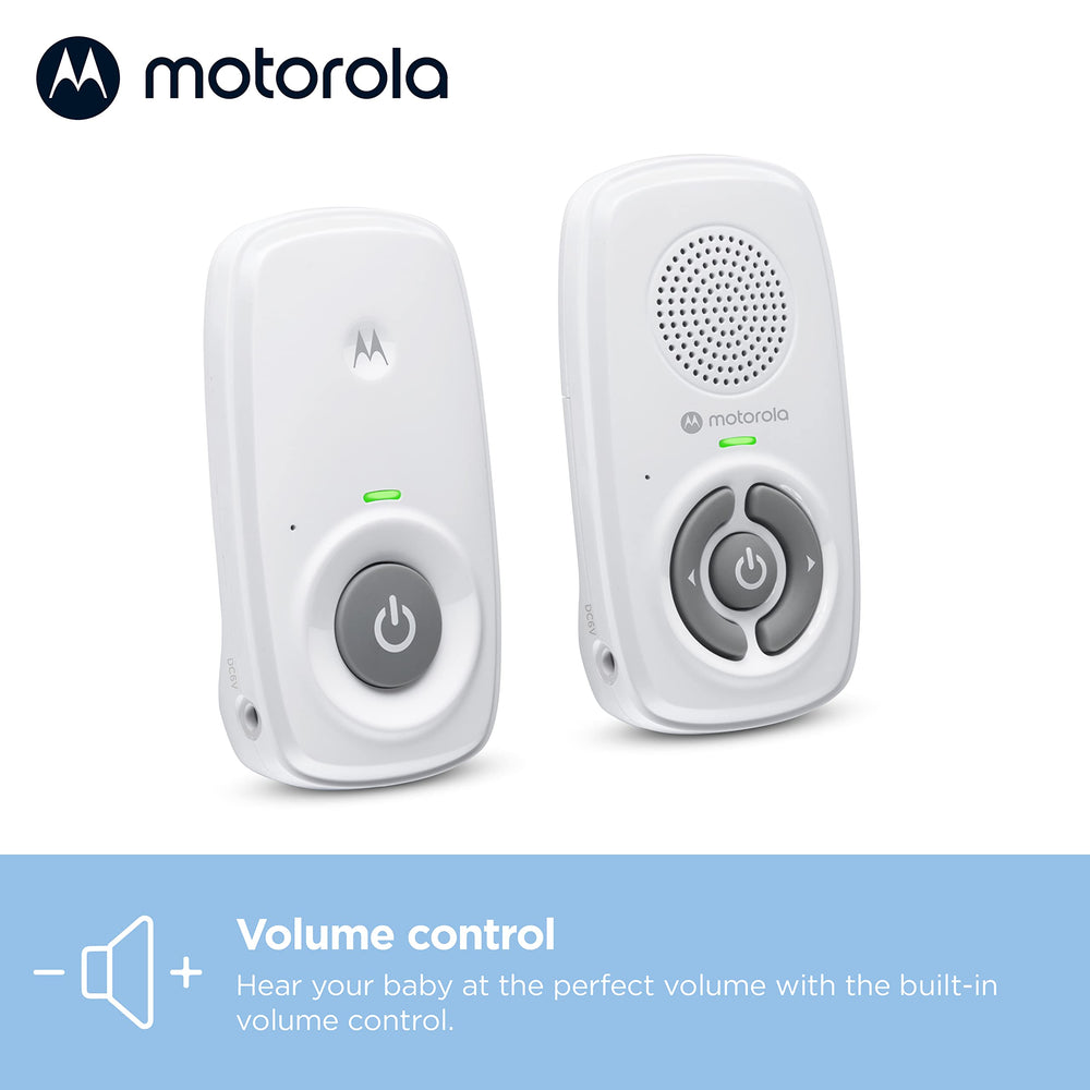 Motorola Nursery LED indicators detail showing cry detection and range alerts for clarity