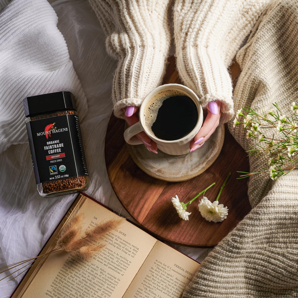 Mount Hagen instant coffee mixed in glass for refreshing iced coffee