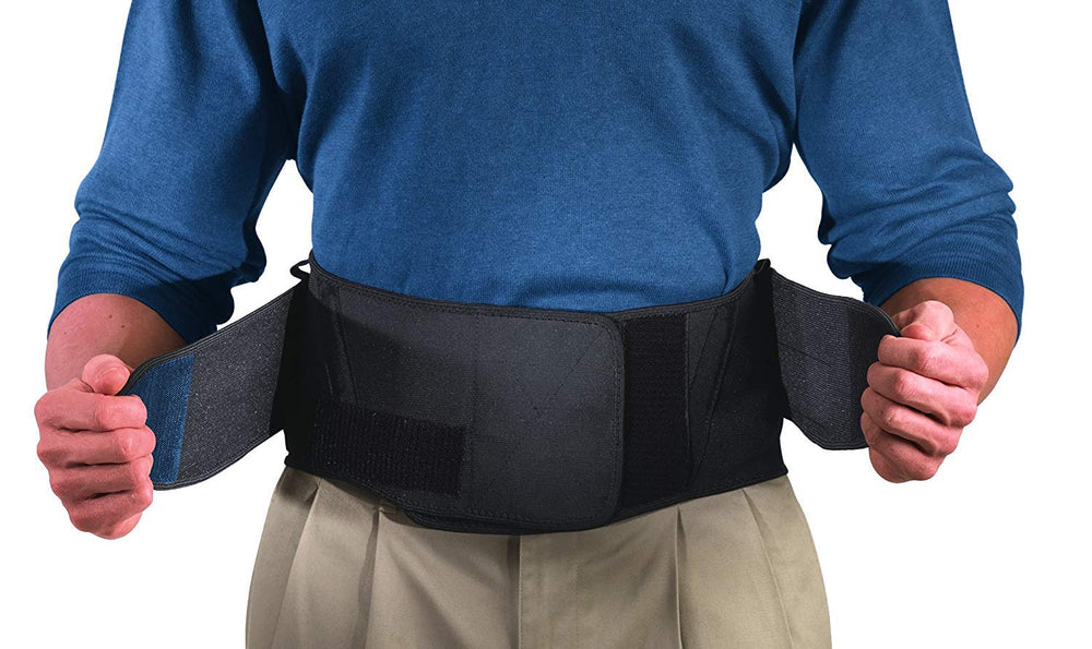 MUELLER removable lumbar pad close-up illustrating cushioned targeted compression