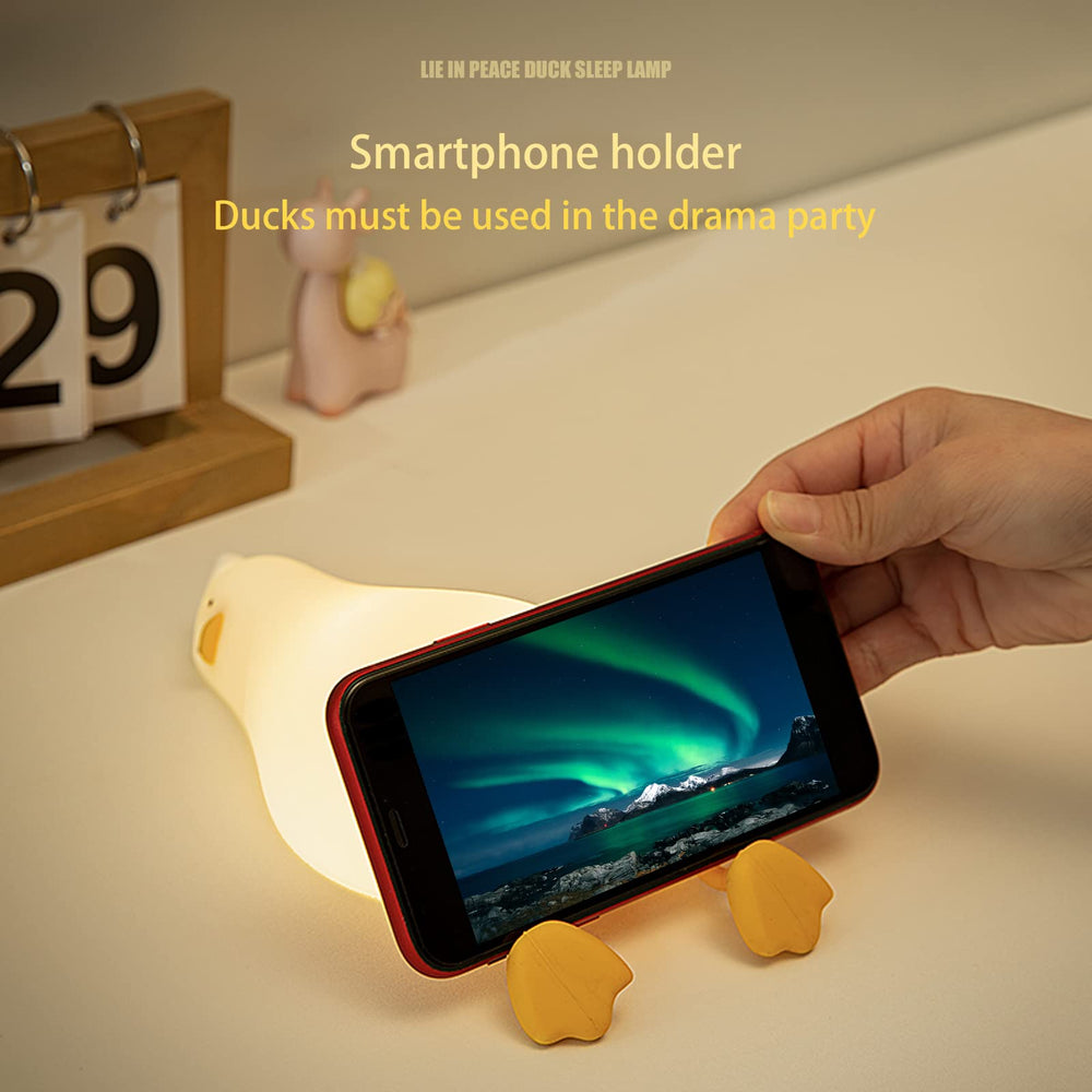 MUID Benson Duck silicone texture detail highlighting soft, wipe-clean surface for durability